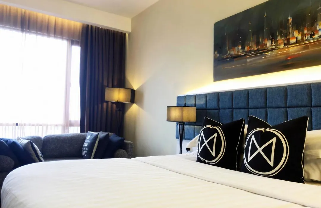 M Roof Hotel & Residences-1